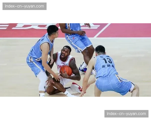 拜仁后卫格雷罗伤情未知,可能缺阵关键比赛 拜仁后卫格雷罗伤情未知,可能缺阵关键比赛