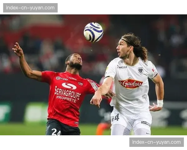 保级六队混战:诺丁汉森林、伯恩利、布伦特福德谁将率先掉队? 保级六队混战:诺丁汉森林、伯恩利、布伦特福德谁将率先掉队?